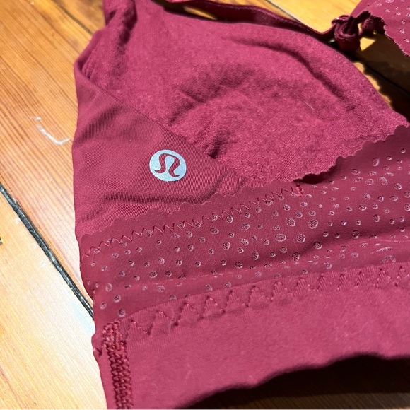 ❤️🎉❤️LULULEMON ATHLETICA free spirit bra | rosewood | size 6❤️🎉❤️ - Picture 3 of 8